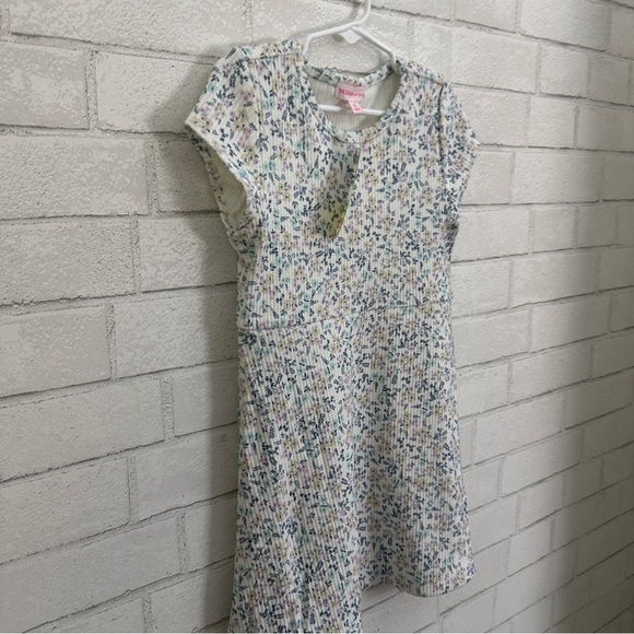 DESIGN HISTORY Girls “Pearl” Flowered Dress - Picture 2 of 8